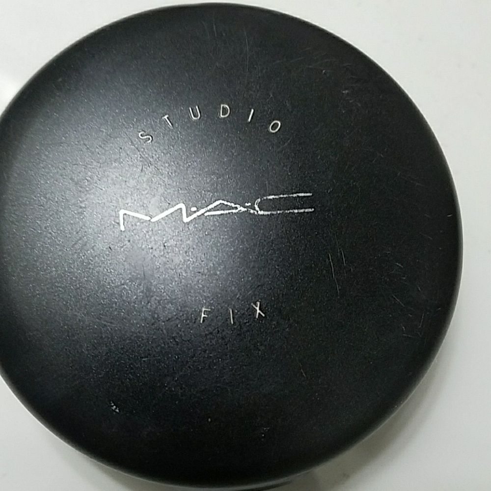 Mac Studio fix powder